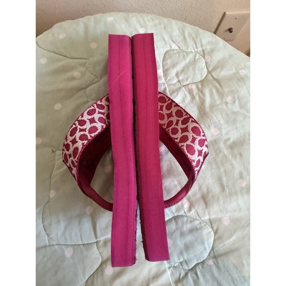 Coach pink logo